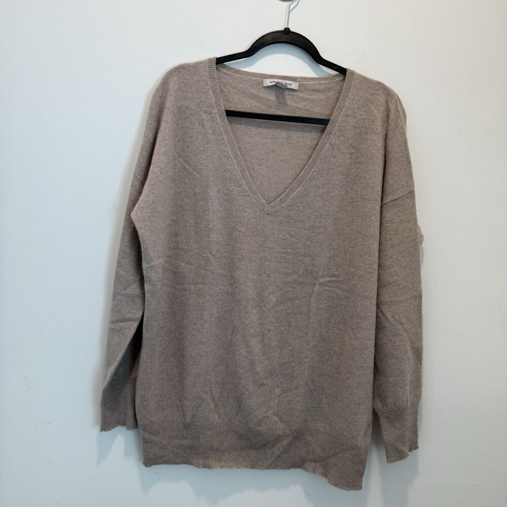 Barrow & Grove 100% Cashmere  V-Neck Sweater • L